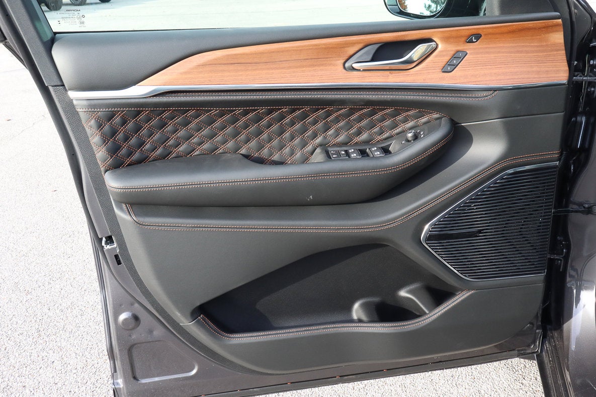 2025 Jeep Grand Cherokee L Summit Reserve