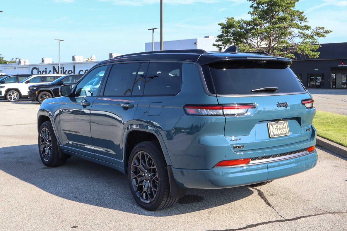 2026 Jeep Grand Cherokee L Summit 4x4