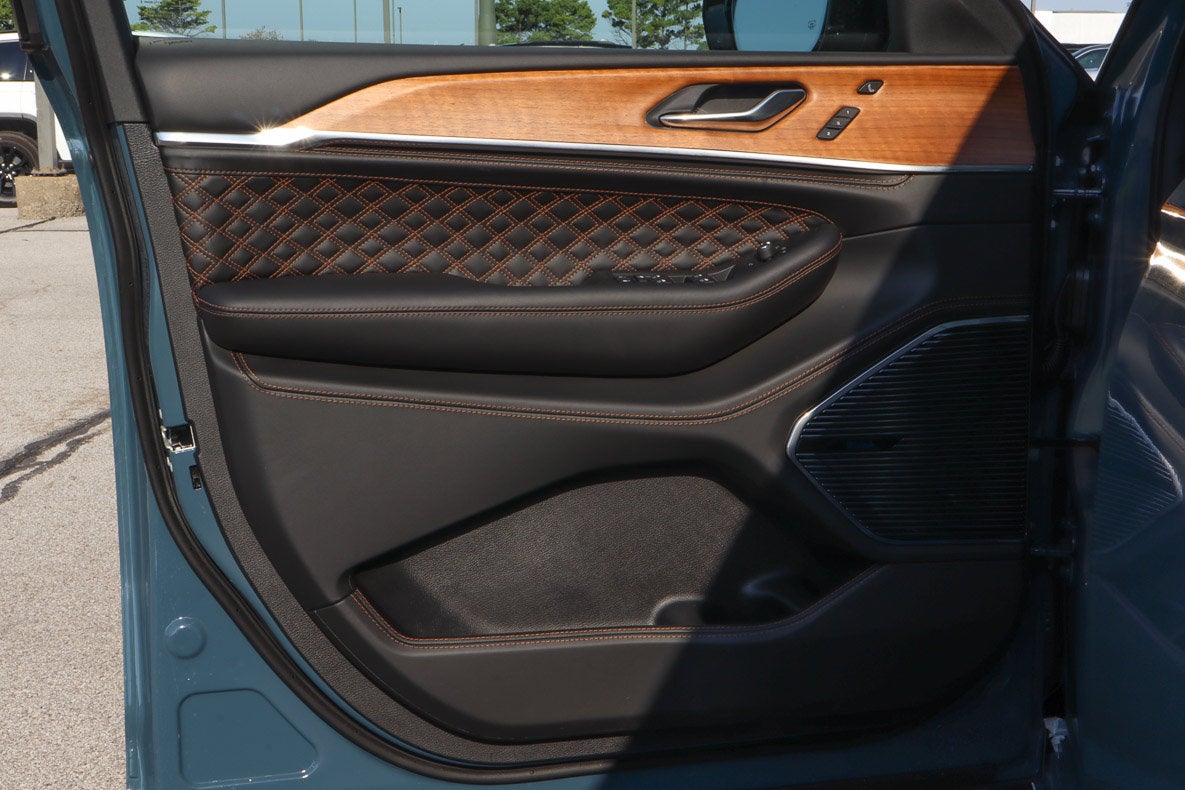 2026 Jeep Grand Cherokee L Summit 4x4