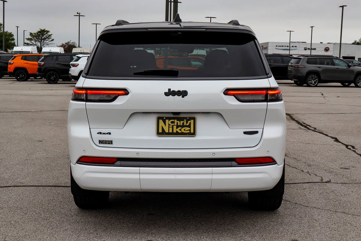 2026 Jeep Grand Cherokee L Summit 4x4