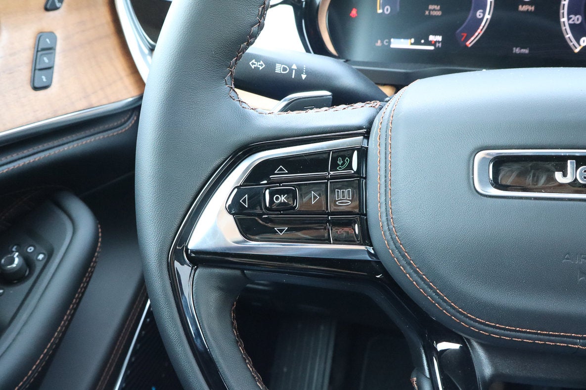 2026 Jeep Grand Cherokee L Summit 4x4