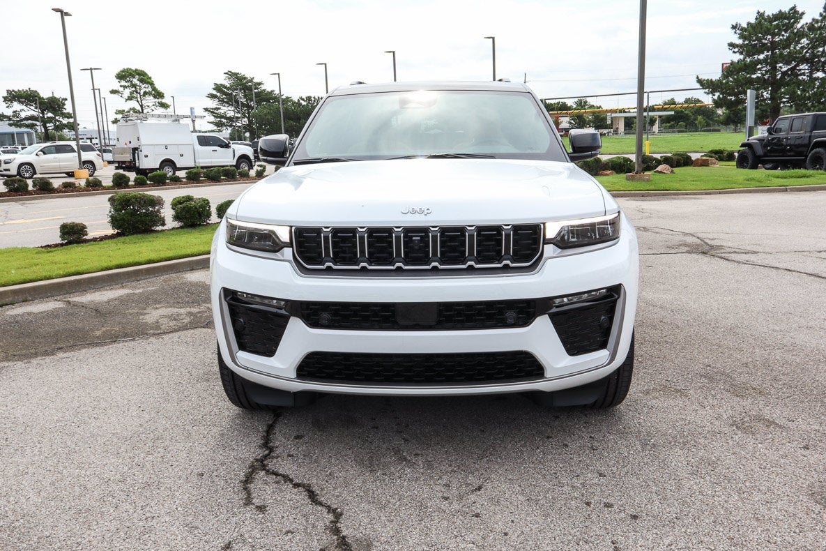 2026 Jeep Grand Cherokee L Summit 4x4
