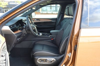 2026 Jeep Grand Cherokee L Summit 4x4