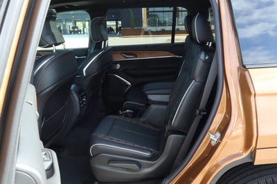 2026 Jeep Grand Cherokee L Summit 4x4