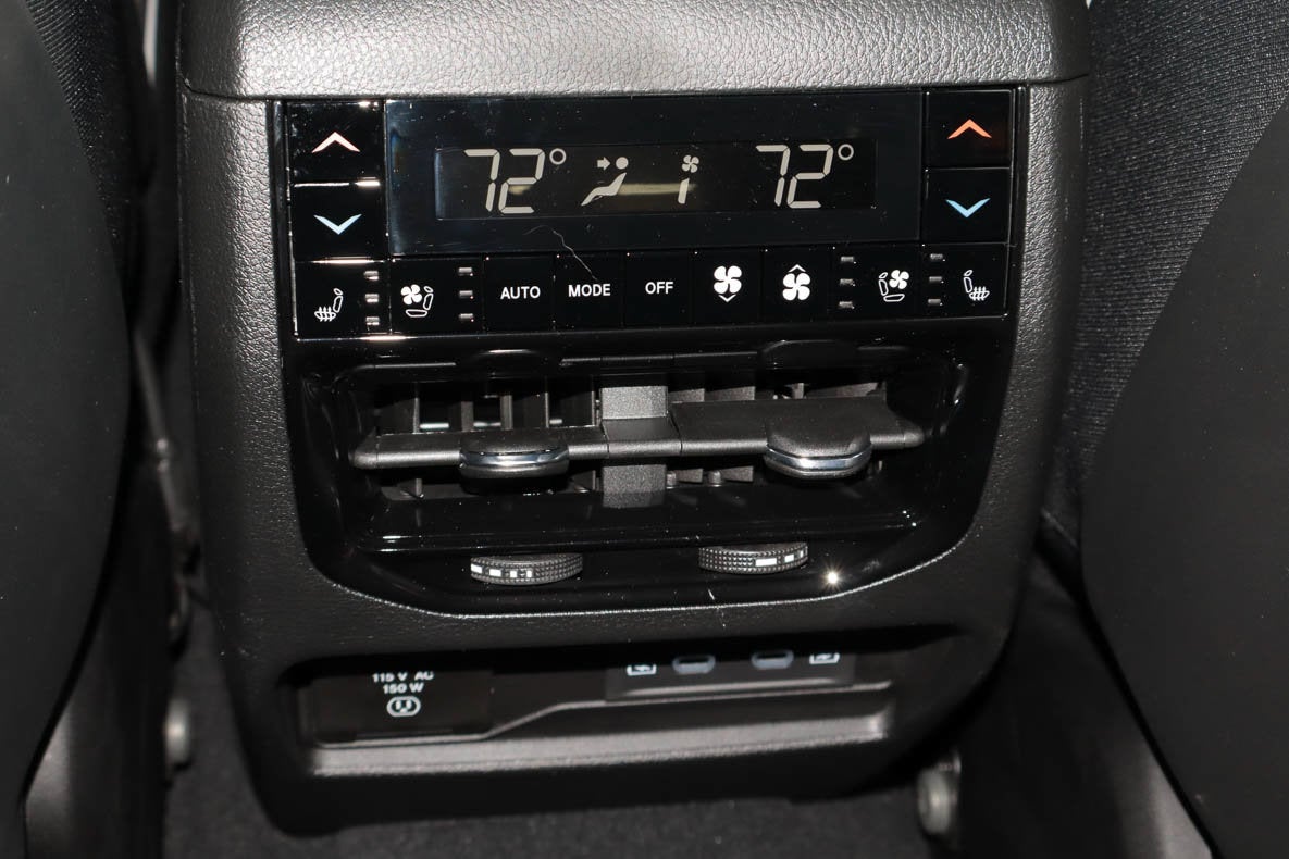 2027 Jeep Grand Cherokee L Summit 4x4