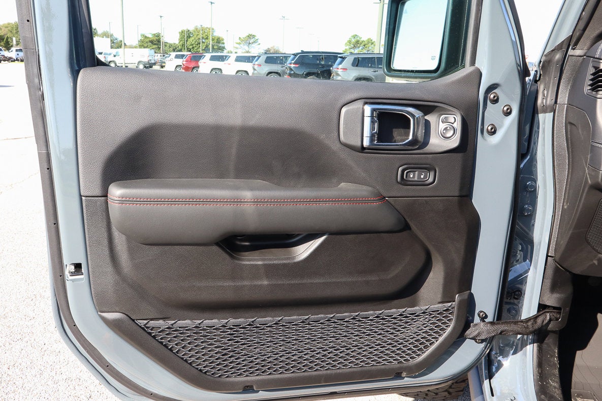 2025 Jeep Wrangler Rubicon X