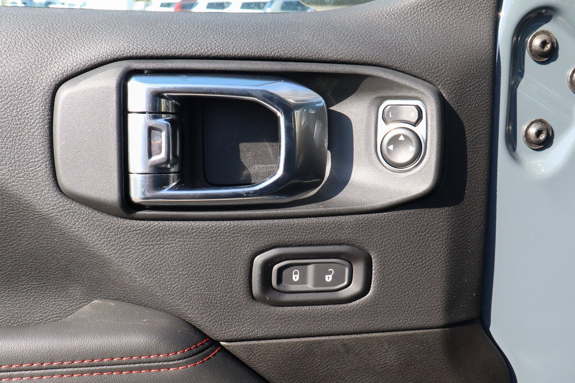 2025 Jeep Wrangler Rubicon X