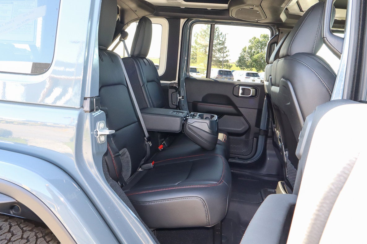 2025 Jeep Wrangler Rubicon X