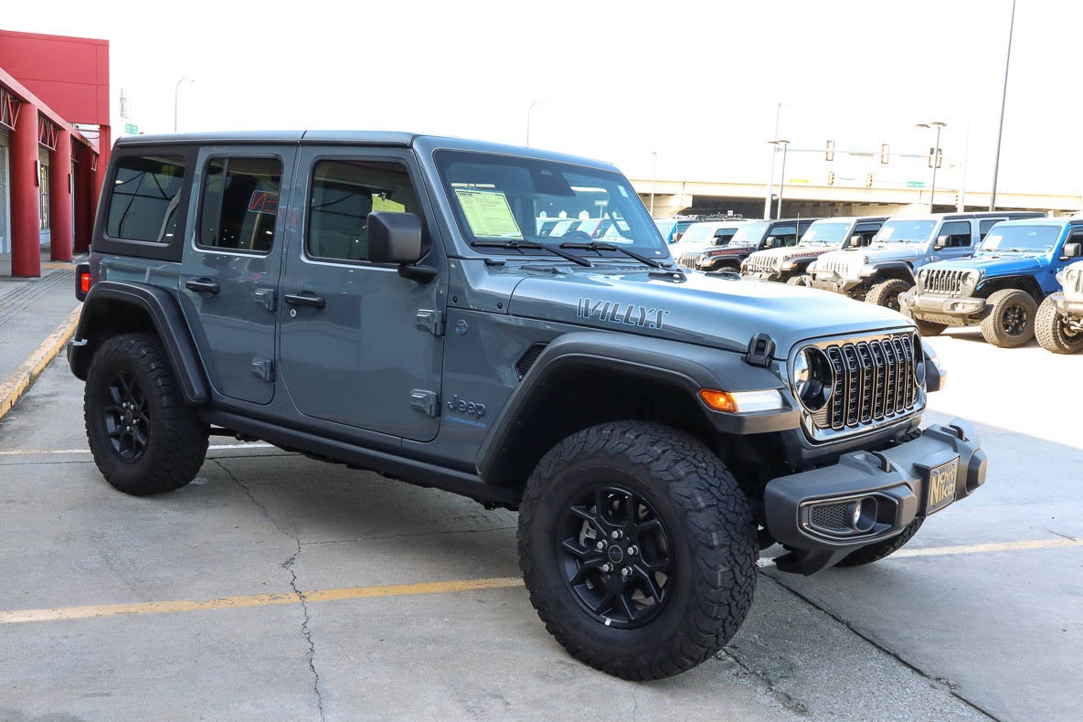2025 Jeep Wrangler 4xe Willys 4x4