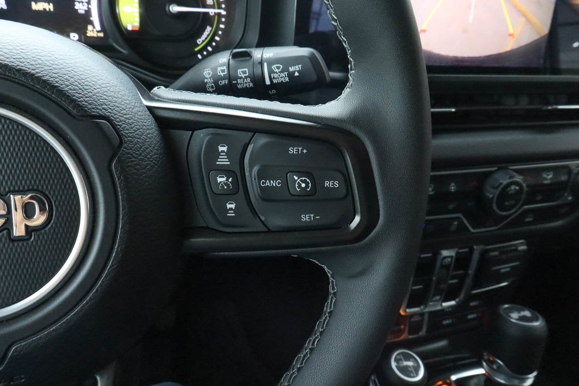 2025 Jeep Wrangler 4xe Willys 4x4