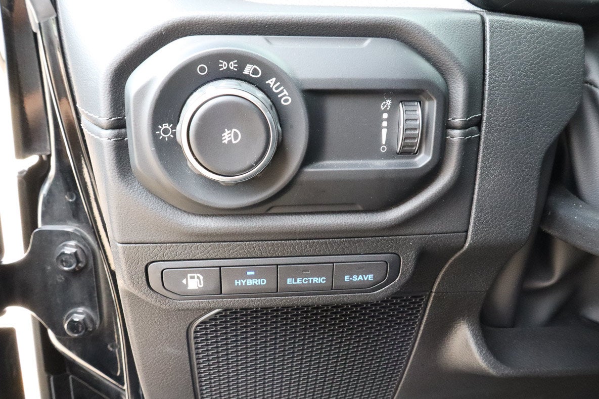 2025 Jeep Wrangler 4xe Sahara 4x4