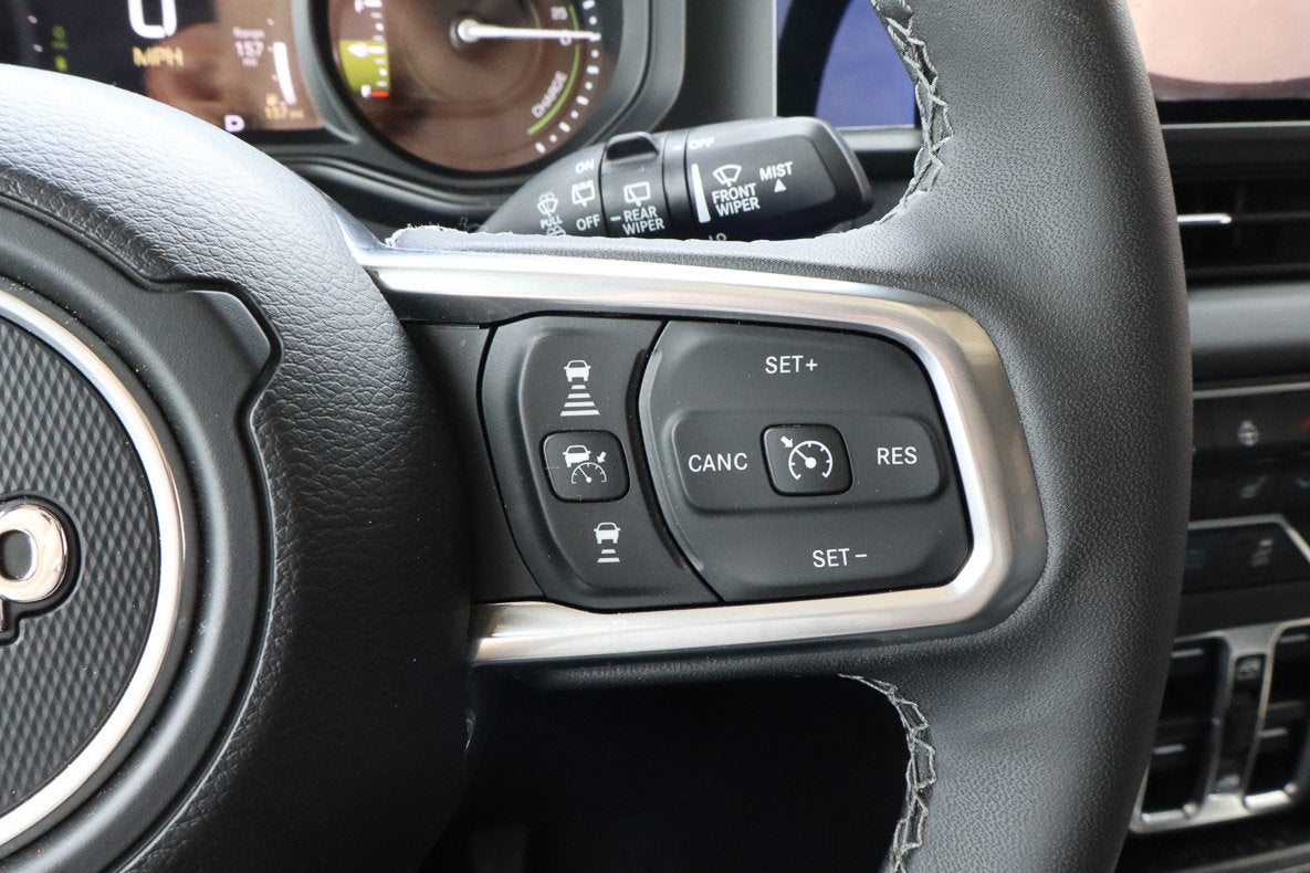 2025 Jeep Wrangler 4xe Sahara 4x4