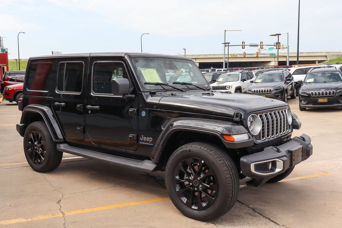 2025 Jeep Wrangler 4xe Sahara 4x4