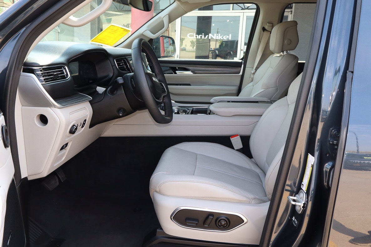 2024 Jeep Wagoneer L Series II 4x4