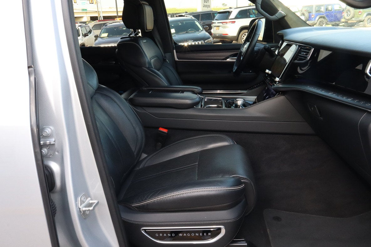 2024 Jeep Grand Wagoneer L Series II 4x4