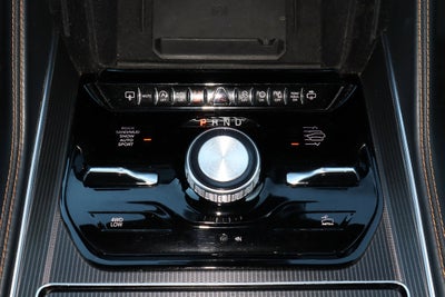 2024 Jeep Grand Wagoneer L Series III Obsidian 4x4