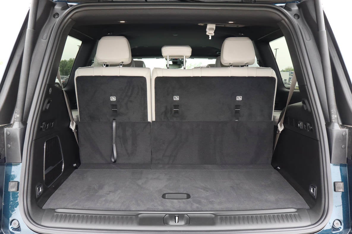 2026 Jeep Grand Wagoneer 4x2