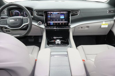 2026 Jeep Grand Wagoneer 4x2
