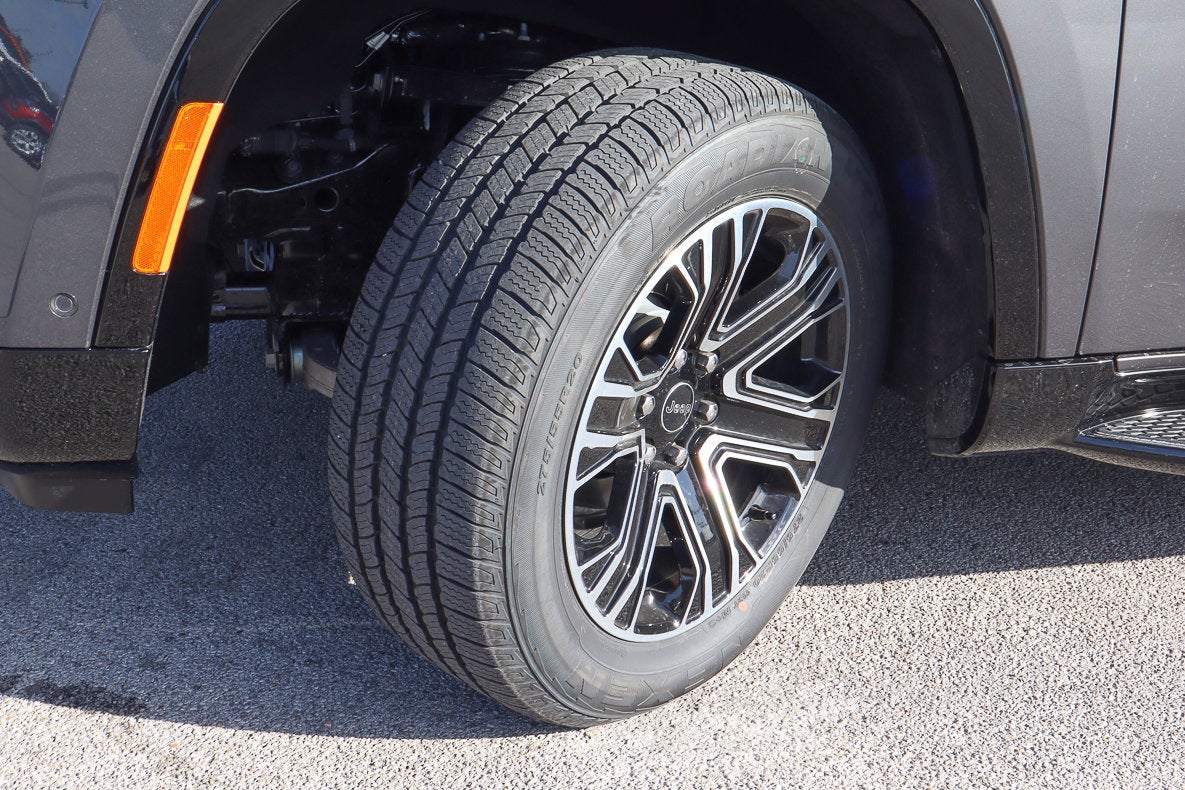 2026 Jeep Grand Wagoneer 4x4