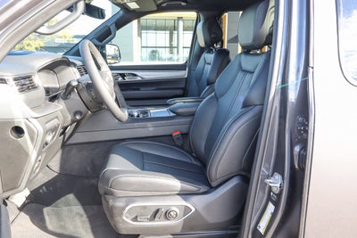 2026 Jeep Grand Wagoneer 4x4