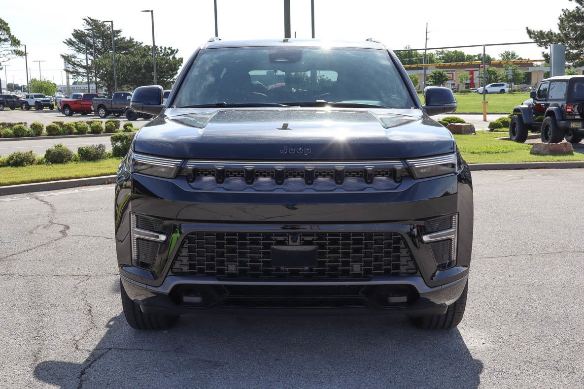 2026 Jeep Grand Wagoneer Upland 4x4