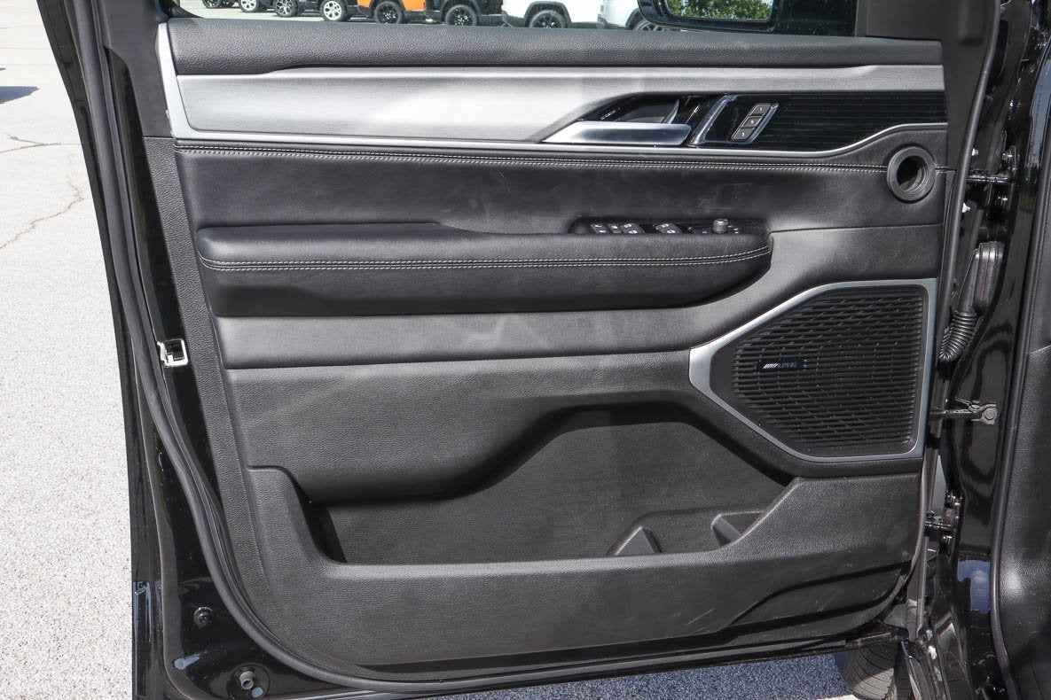 2026 Jeep Grand Wagoneer Upland 4x4