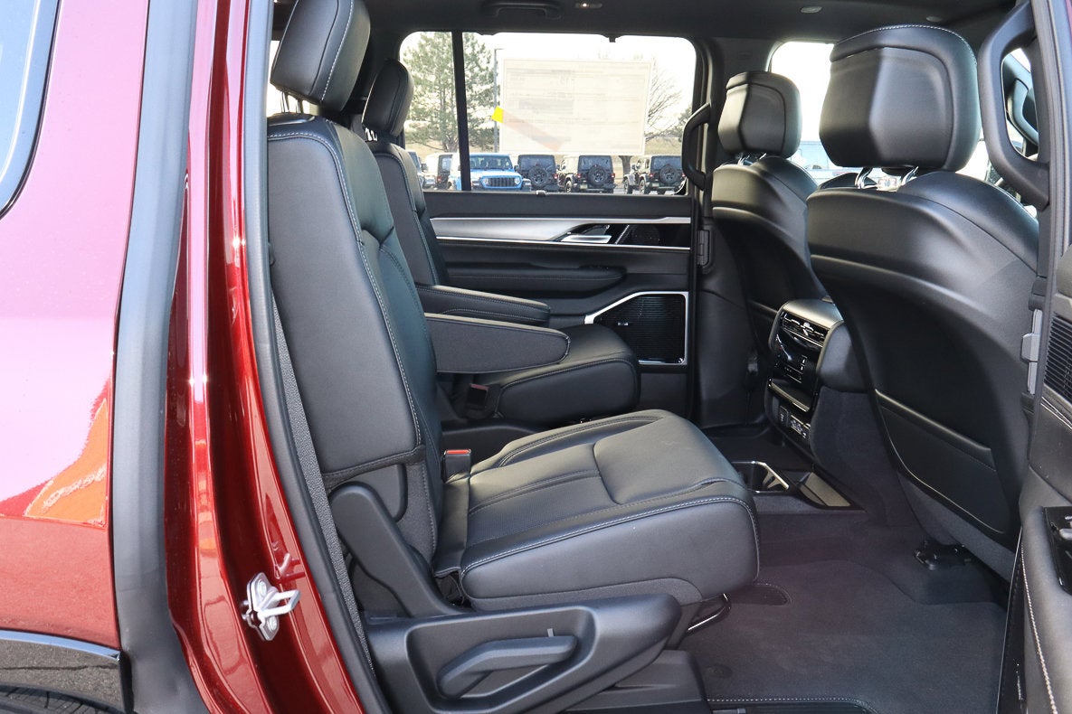 2026 Jeep Grand Wagoneer Limited Reserve