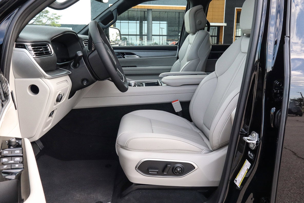 2026 Jeep Grand Wagoneer Limited Altitude 4x4
