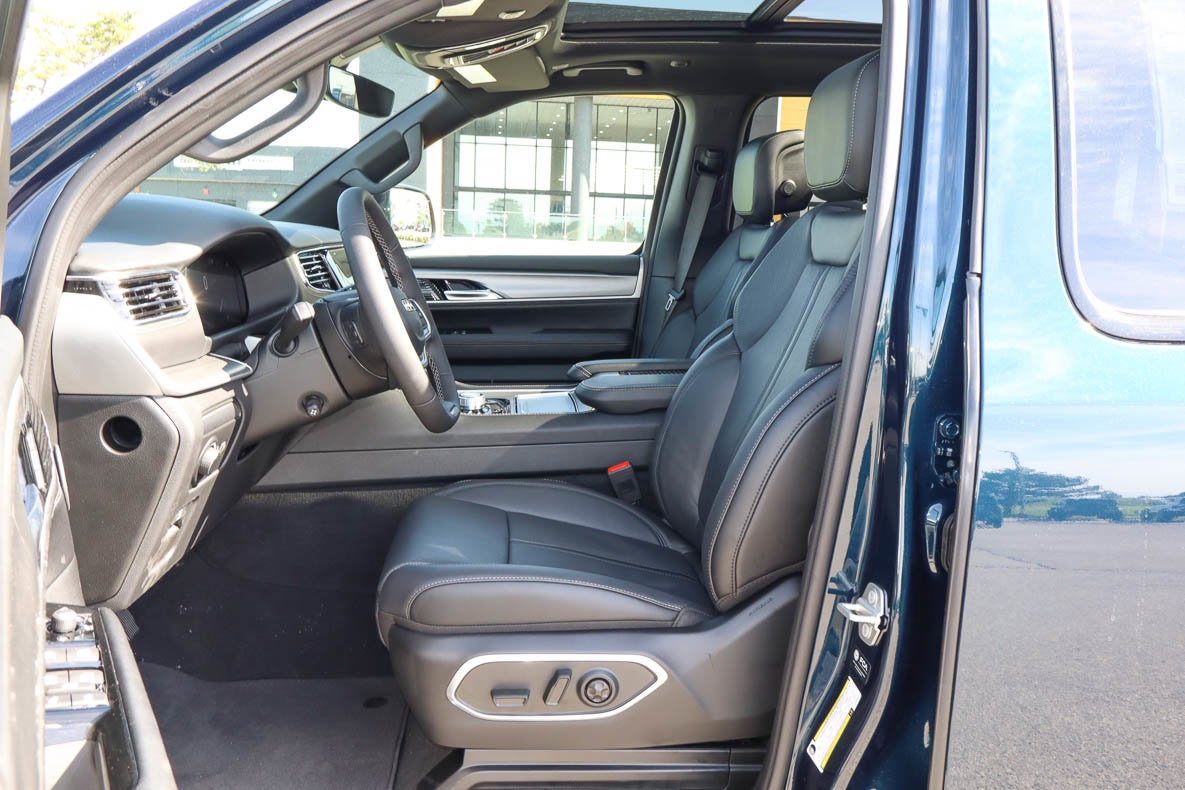 2026 Jeep Grand Wagoneer Limited Reserve 4x4