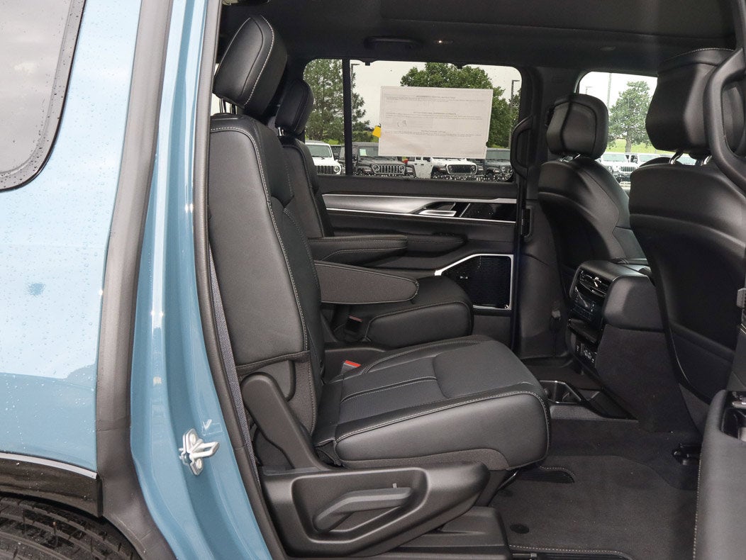 2026 Jeep Grand Wagoneer Limited Reserve 4x4