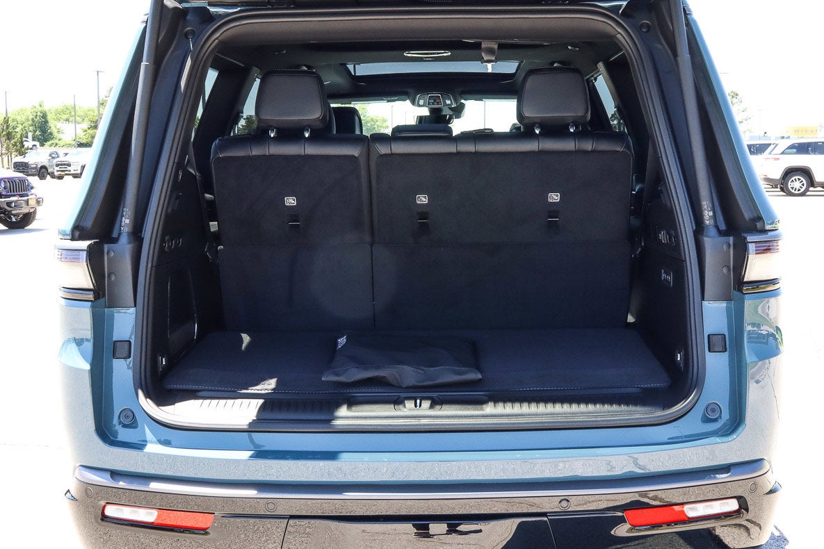 2026 Jeep Grand Wagoneer Limited Reserve 4x4