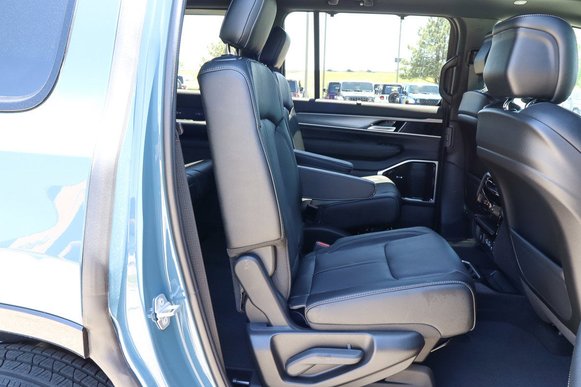 2026 Jeep Grand Wagoneer Limited Reserve 4x4