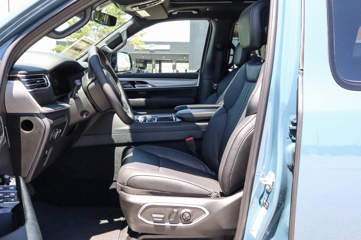 2026 Jeep Grand Wagoneer Limited Reserve 4x4