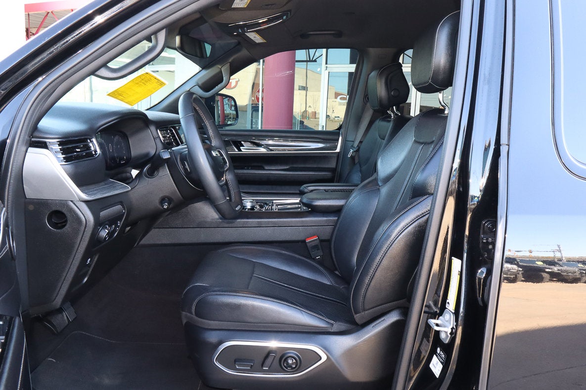 2022 Jeep Wagoneer Series II 4x4