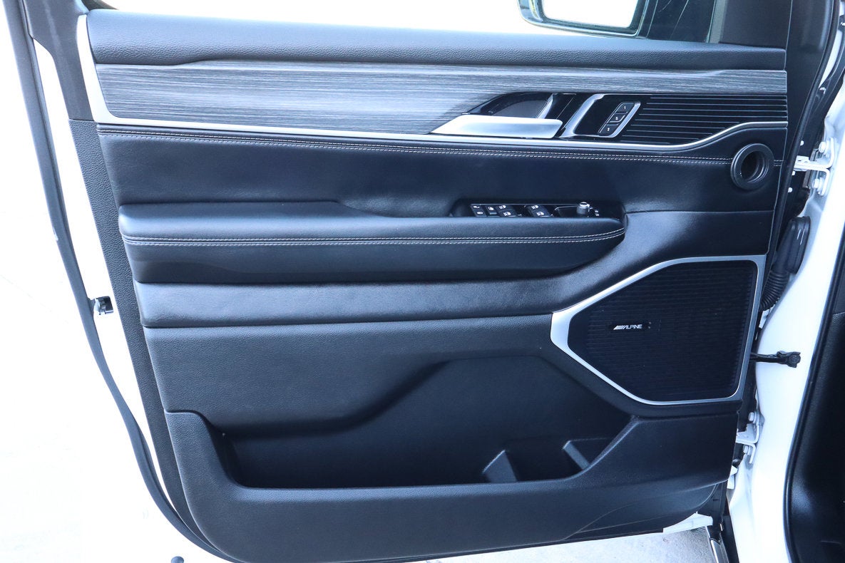 2024 Jeep Wagoneer Series III