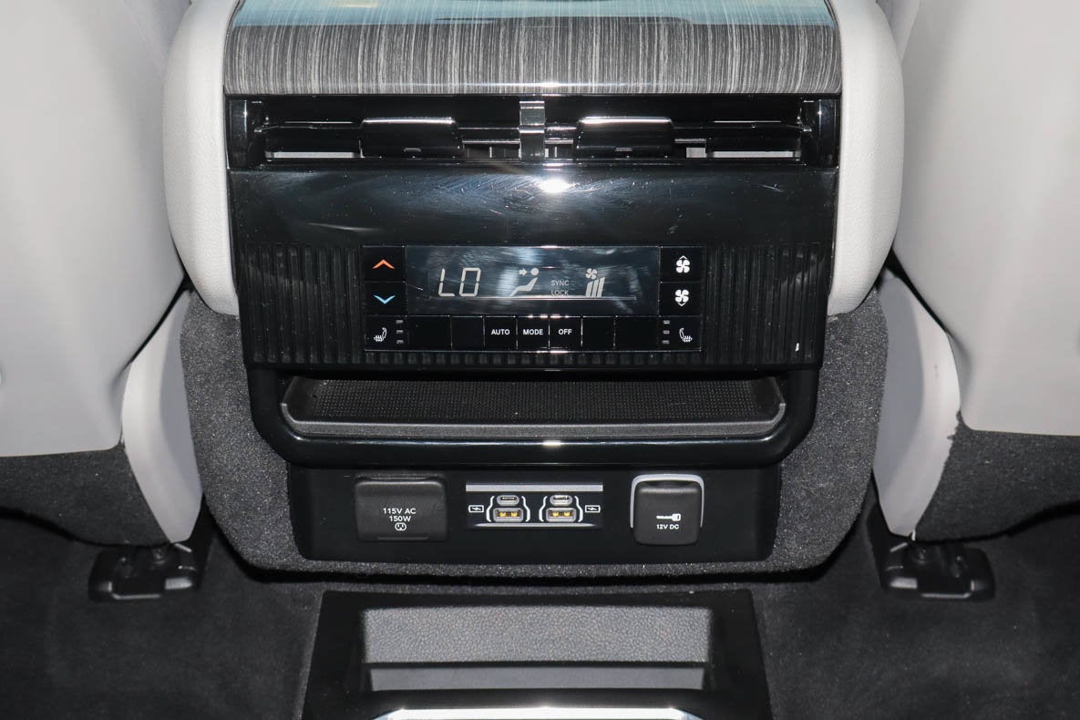 2022 Jeep Wagoneer Series III 4x4