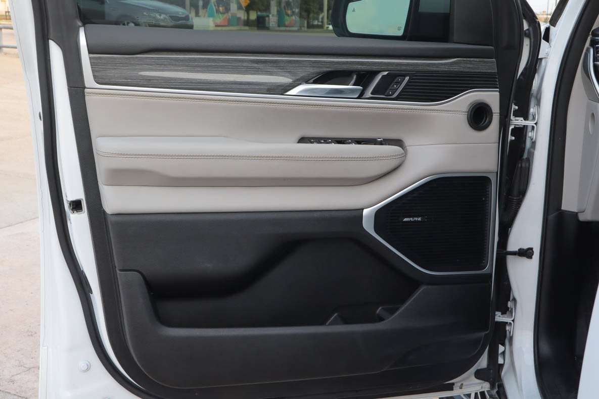 2022 Jeep Wagoneer Series III 4x4