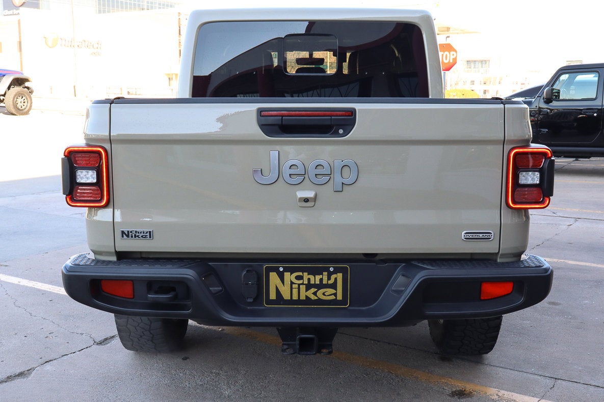 2022 Jeep Gladiator Overland