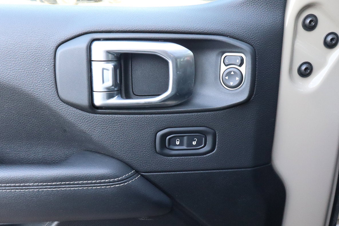 2022 Jeep Gladiator Overland