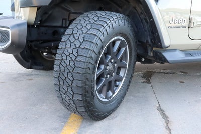 2022 Jeep Gladiator Overland