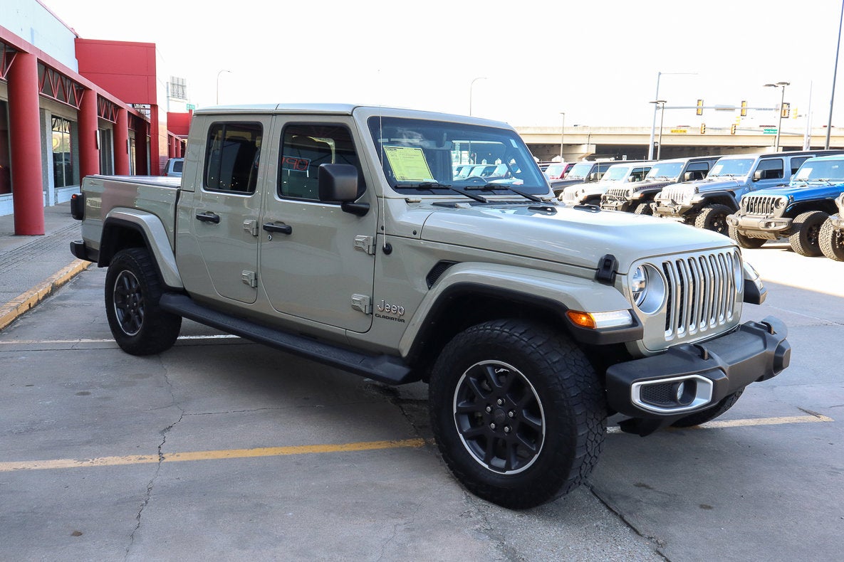 2022 Jeep Gladiator Overland