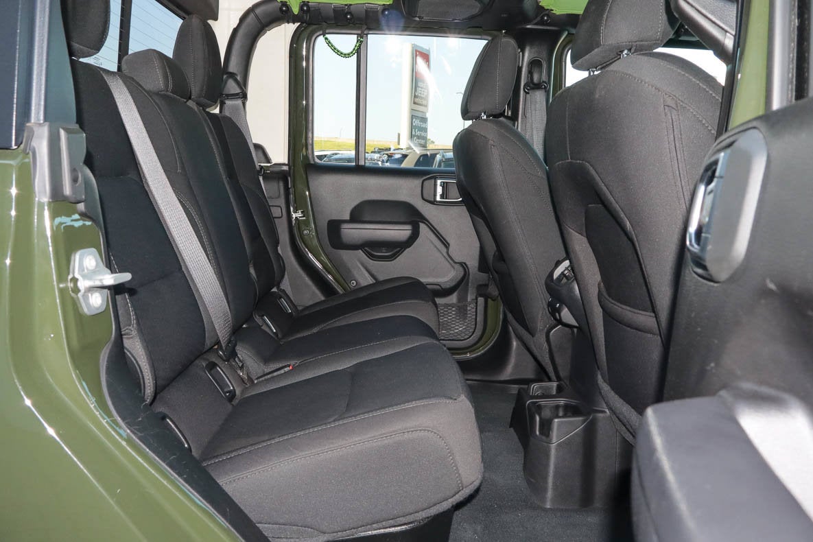 2022 Jeep Gladiator Sport S 4x4