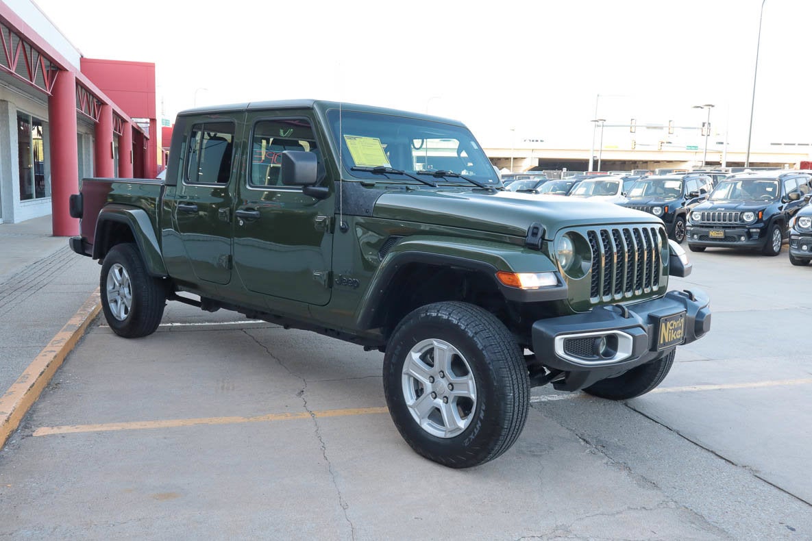 2022 Jeep Gladiator Sport S 4x4