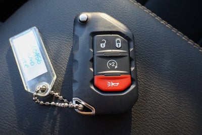 2025 Jeep Gladiator High Tide