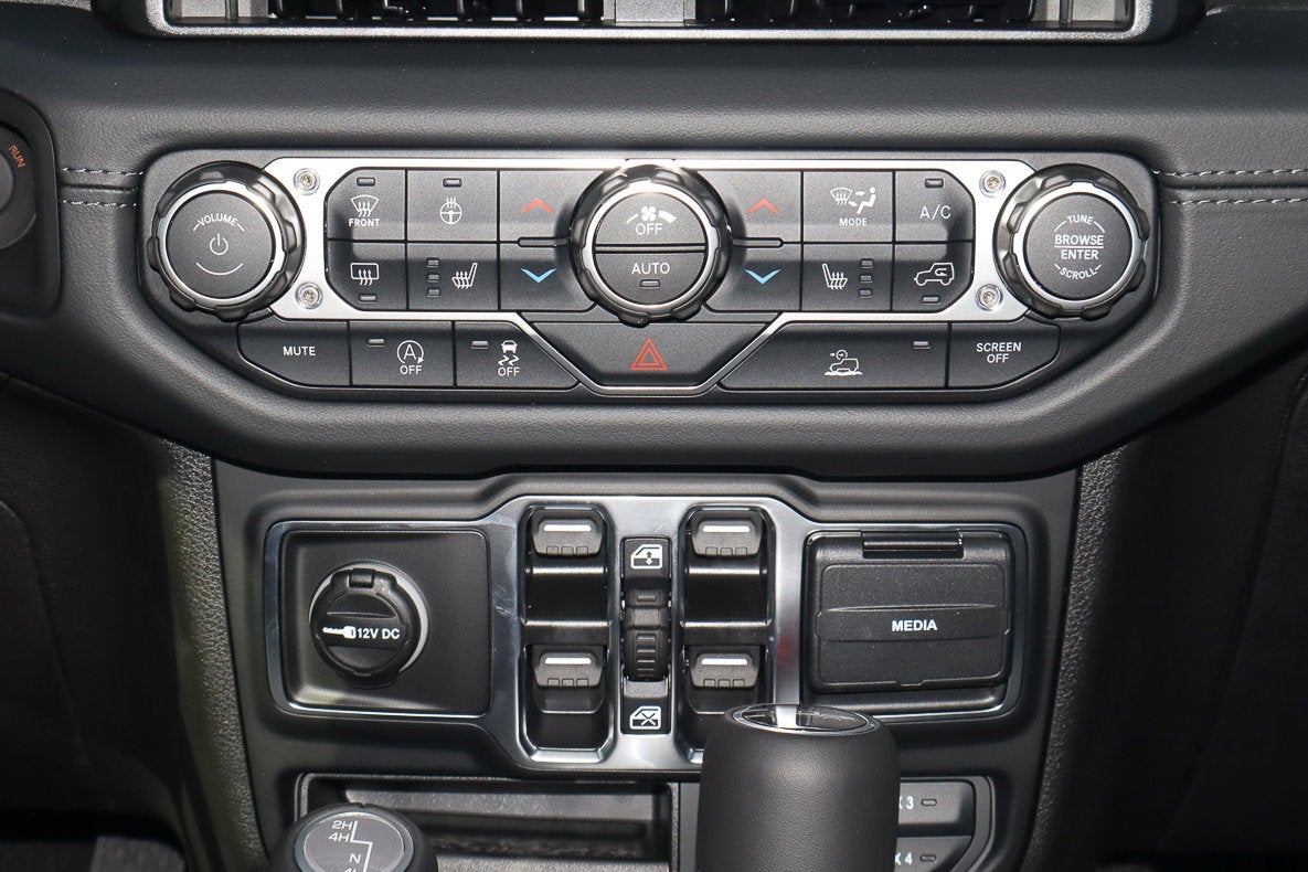 2025 Jeep Gladiator High Tide