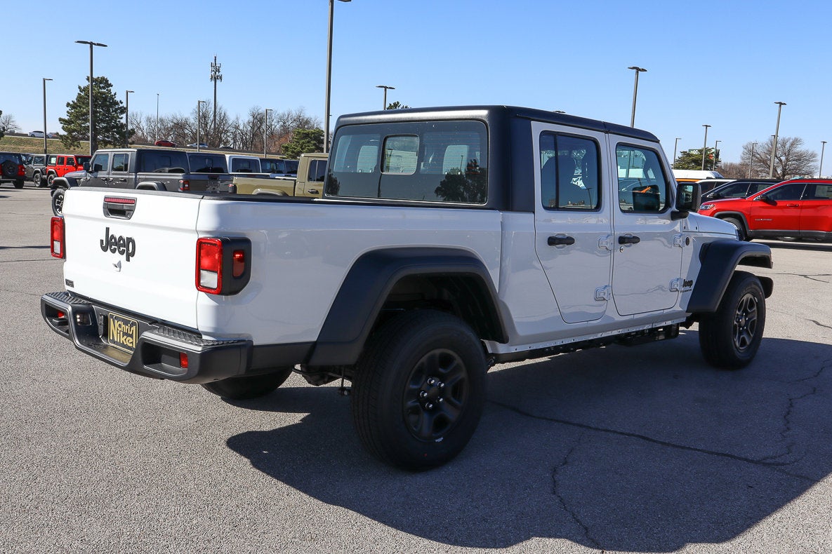 2026 Jeep Gladiator Sport 4x4
