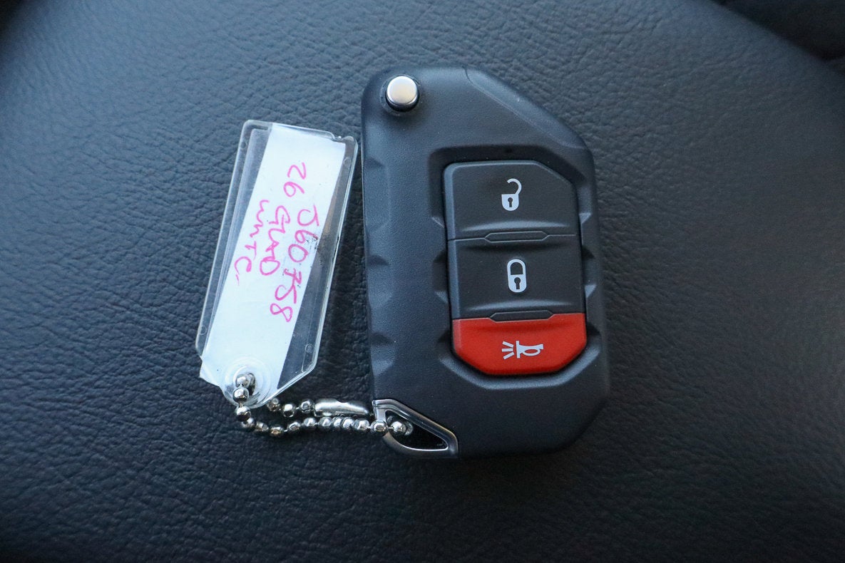 2026 Jeep Gladiator Sport