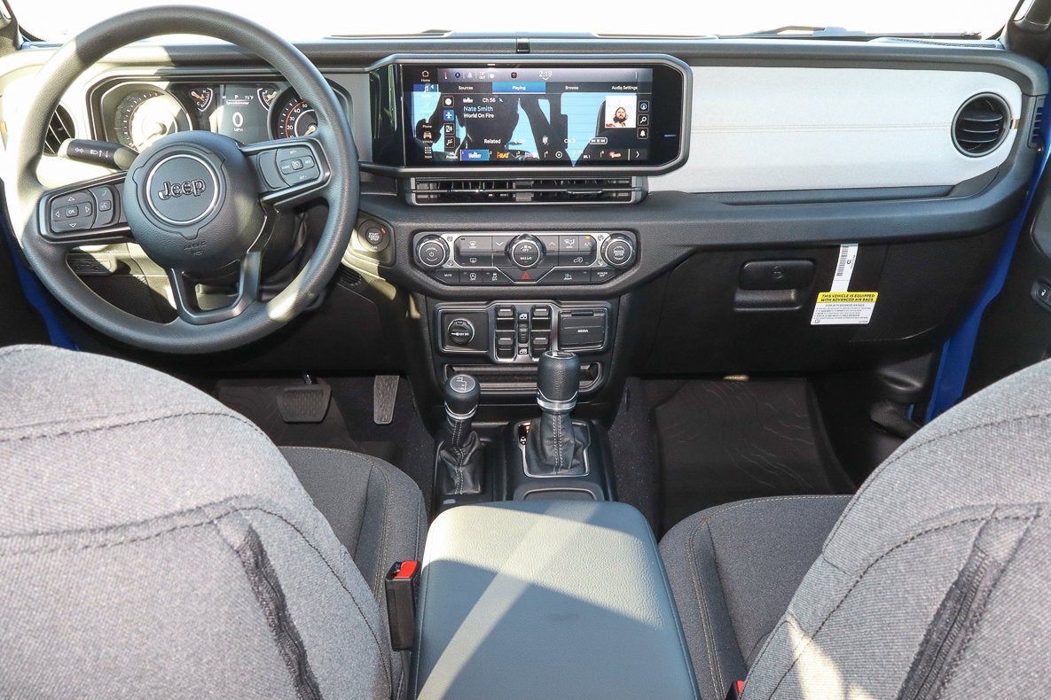 2025 Jeep Gladiator Sport