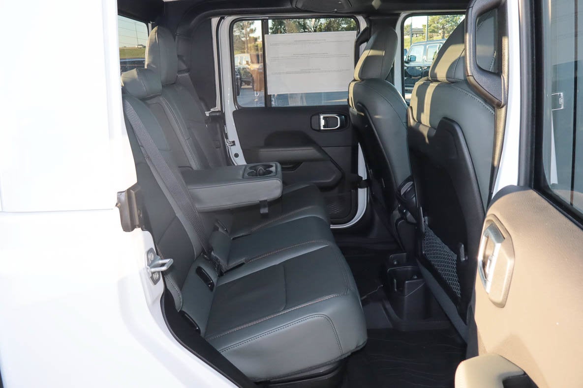2027 Jeep Gladiator Mojave X 4x4