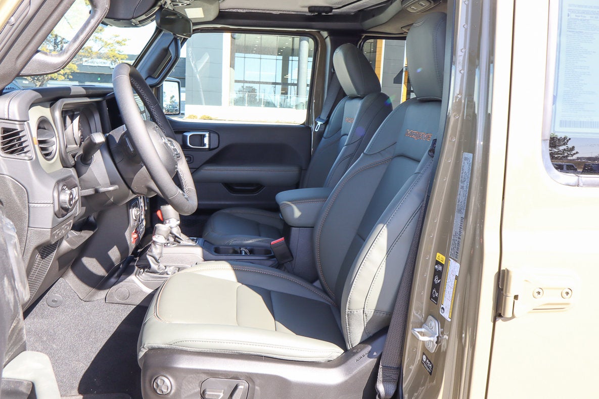 2026 Jeep Gladiator Mojave 4x4